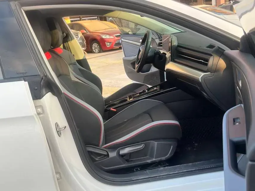 2024 Volkswagen Lamando 1.4T 150HP L4 7DCT,autocango,china used car exporter,china ev exporter,chinese used car exporter,chinese used ev exporter