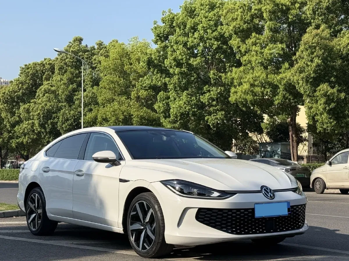 2023 Volkswagen Lamando 1.4T 150HP L4 7DCT,autocango,china used car exporter,china ev exporter,chinese used car exporter,chinese used ev exporter