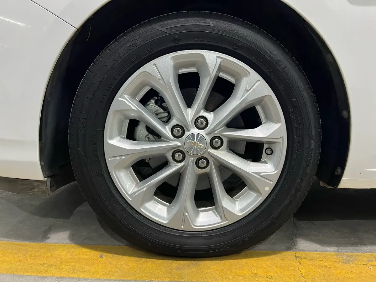 2023 Chevrolet Monza 1.5L 113HP L4 6DCT,autocango,china used car exporter,china ev exporter,chinese used car exporter,chinese used ev exporter