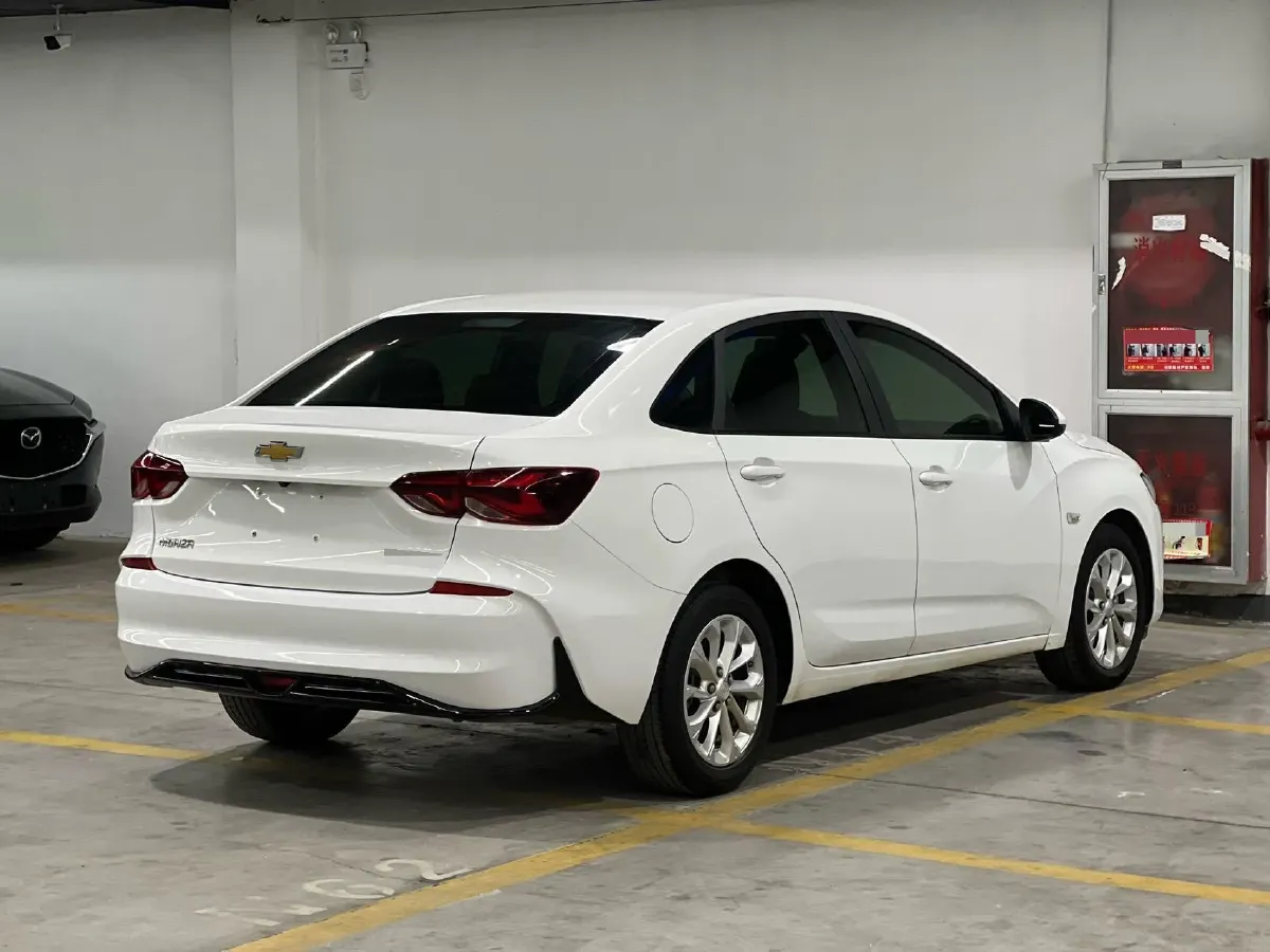 2023 Chevrolet Monza 1.5L 113HP L4 6DCT,autocango,china used car exporter,china ev exporter,chinese used car exporter,chinese used ev exporter