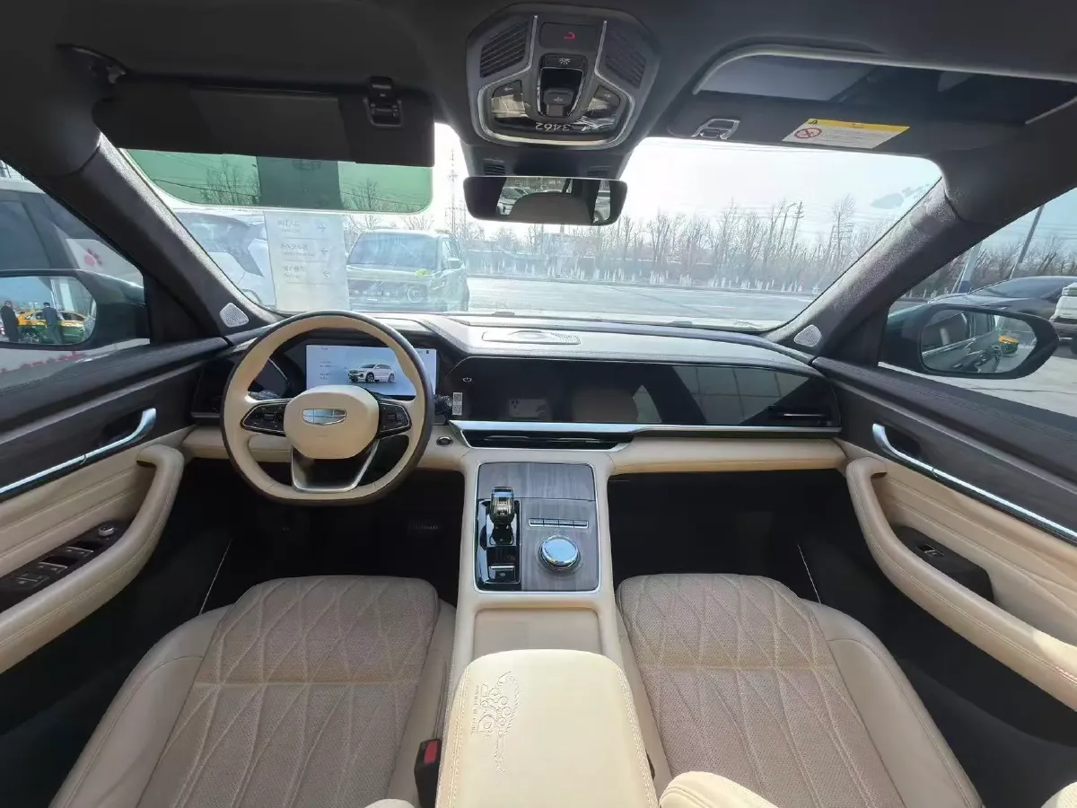 2025 Geely Monjaro 2.0T 238HP L4 8AT,autocango,china used car exporter,china ev exporter,chinese used car exporter,chinese used ev exporter