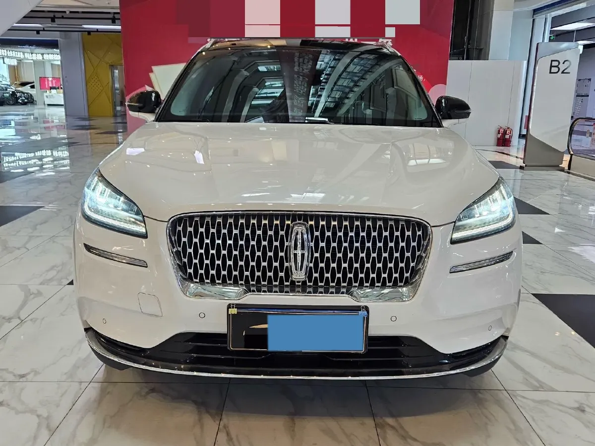 2022 Lincoln Corsair 2.0T 245HP L4 8AT,autocango,china used car exporter,china ev exporter,chinese used car exporter,chinese used ev exporter