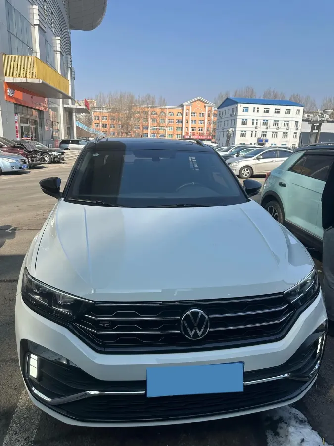 2022 Volkswagen T-Roc 1.4T 150HP L4 7DCT,autocango,china used car exporter,china ev exporter,chinese used car exporter,chinese used ev exporter