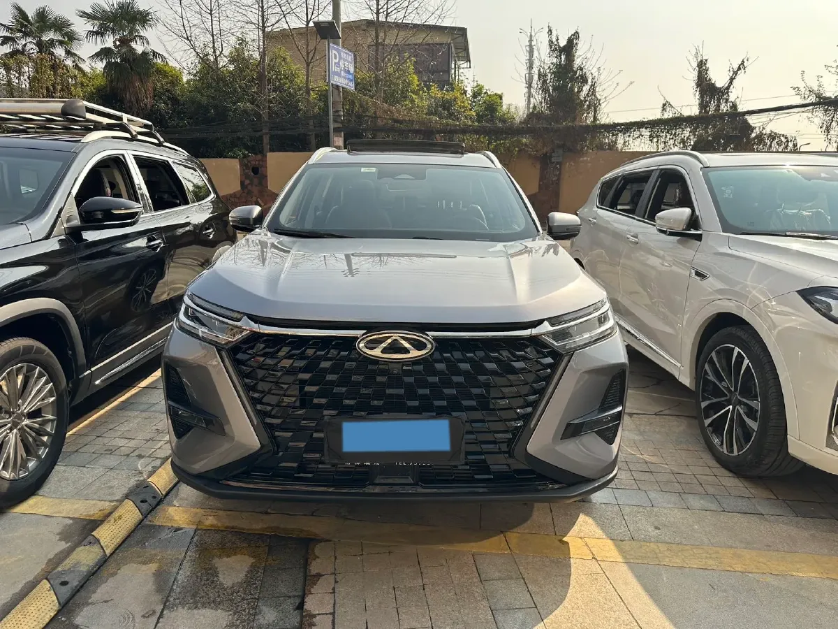 2024 Chery Tiggo 8 PRO 1.6T 197HP L4 7DCT,autocango,china used car exporter,china ev exporter,chinese used car exporter,chinese used ev exporter