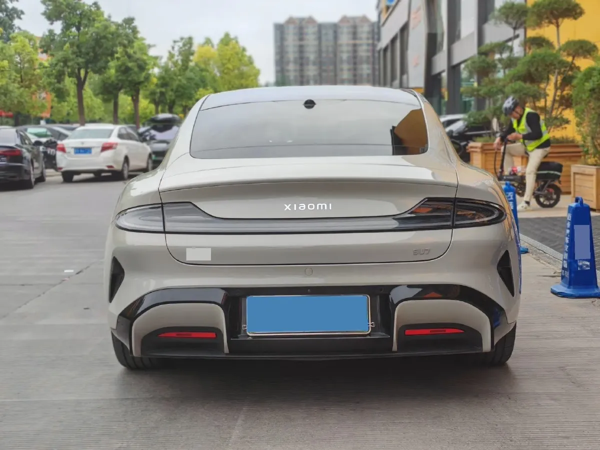 2024 MI SU7 BEV 94.3KWH,autocango,china used car exporter,china ev exporter,chinese used car exporter,chinese used ev exporter
