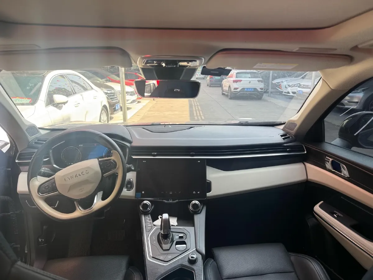 2021 LYNK&CO 01 2.0T 218HP L4 8AT,autocango,china used car exporter,china ev exporter,chinese used car exporter,chinese used ev exporter