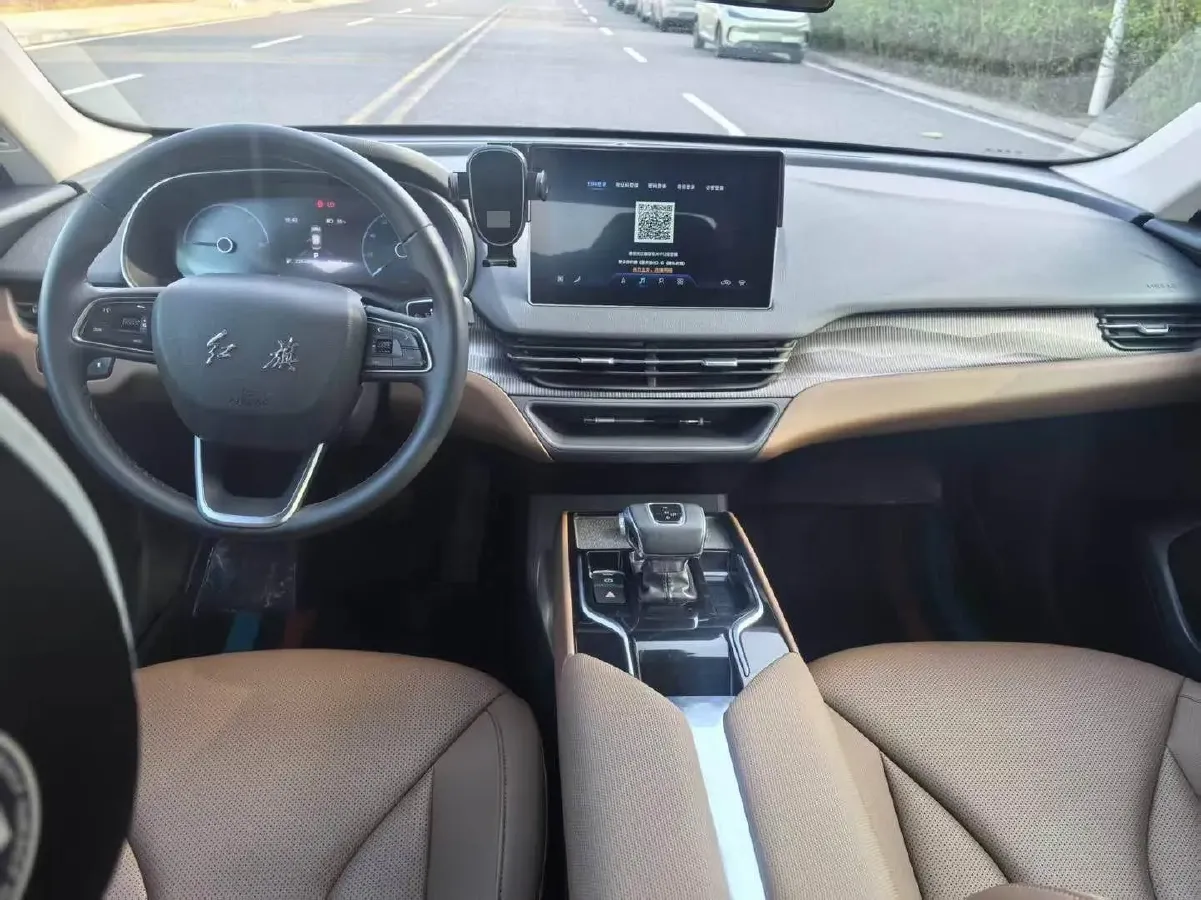 2021 HongQi E-QM5 BEV 54KWH,autocango,china used car exporter,china ev exporter,chinese used car exporter,chinese used ev exporter