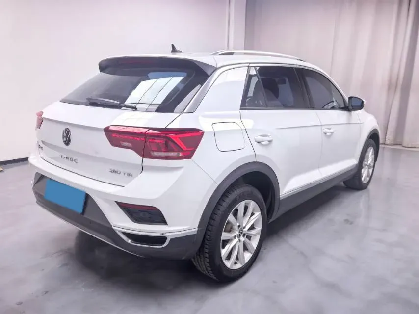2022 Volkswagen T-Roc 1.4T 150HP L4 7DCT,autocango,china used car exporter,china ev exporter,chinese used car exporter,chinese used ev exporter