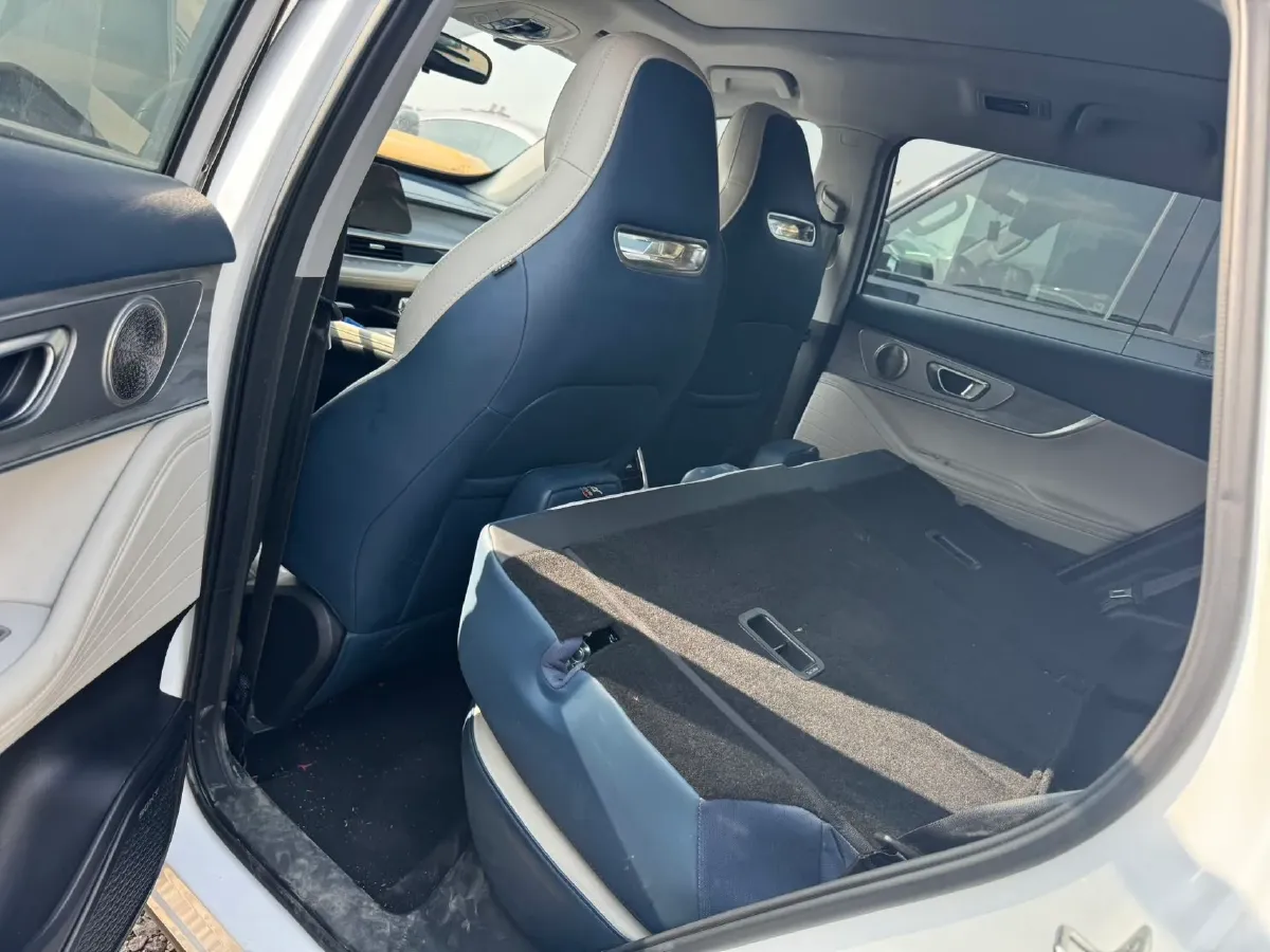 2023 Chery Tiggo 7 Plus 1.5T 156HP L4 3DHT PHEV 19.27KWH,autocango,china used car exporter,china ev exporter,chinese used car exporter,chinese used ev exporter