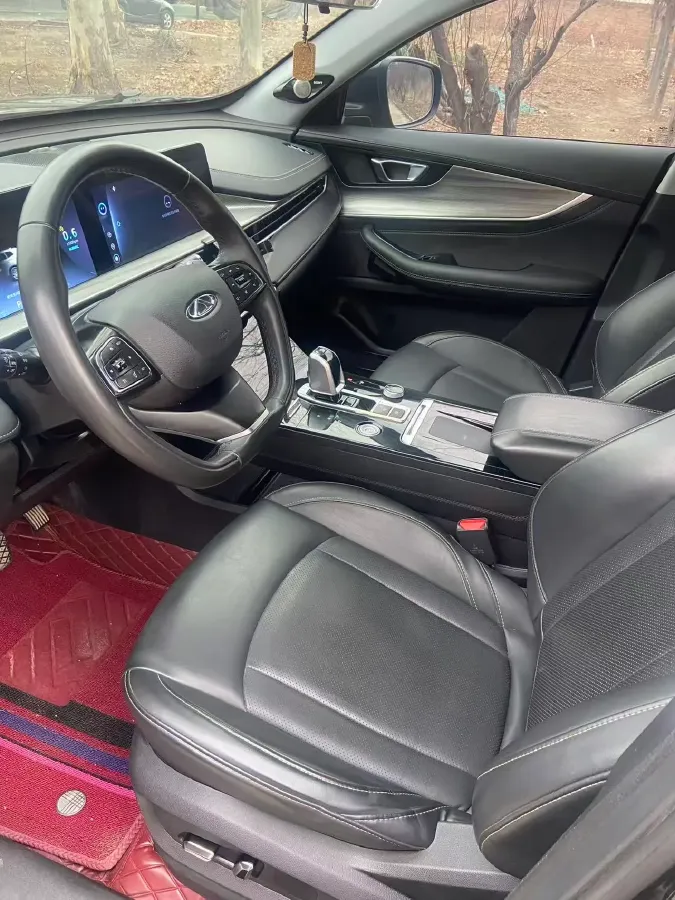 2022 Chery Tiggo 8 Plus 1.6T 197HP L4 7DCT,autocango,china used car exporter,china ev exporter,chinese used car exporter,chinese used ev exporter