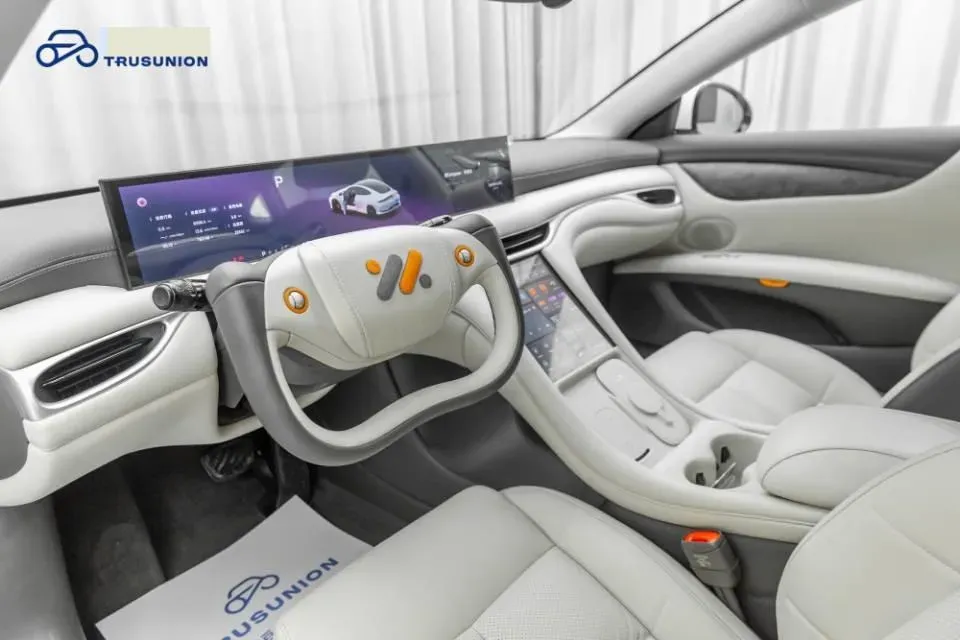 2024 IM L6 BEV 83KWH,autocango,china used car exporter,china ev exporter,chinese used car exporter,chinese used ev exporter