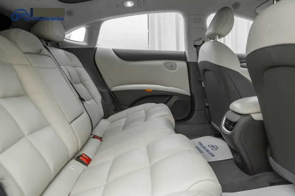 2024 IM L6 BEV 83KWH,autocango,china used car exporter,china ev exporter,chinese used car exporter,chinese used ev exporter