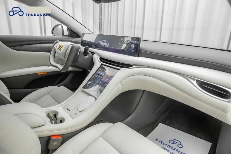 2024 IM L6 BEV 83KWH,autocango,china used car exporter,china ev exporter,chinese used car exporter,chinese used ev exporter