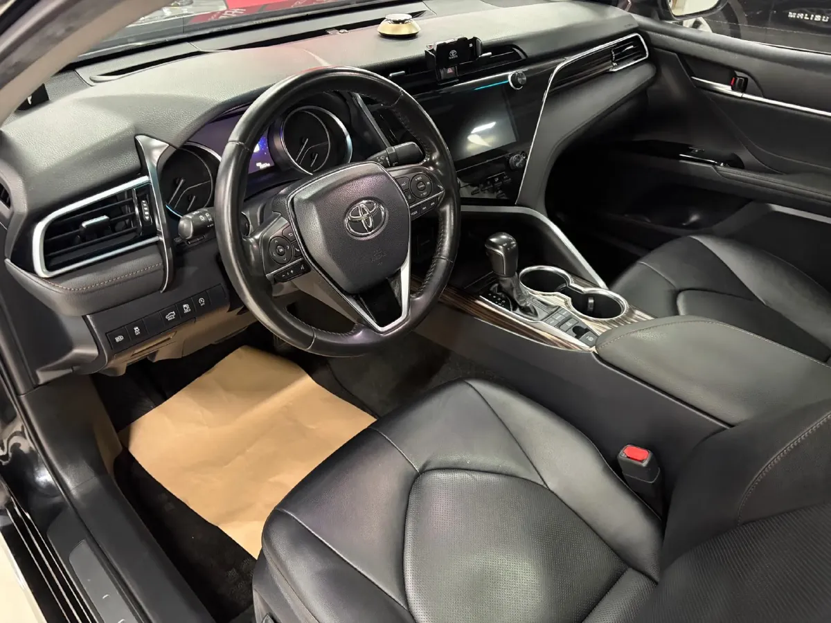 2019 Toyota Camry 2.5L 209HP L4 8AT,autocango,china used car exporter,china ev exporter,chinese used car exporter,chinese used ev exporter