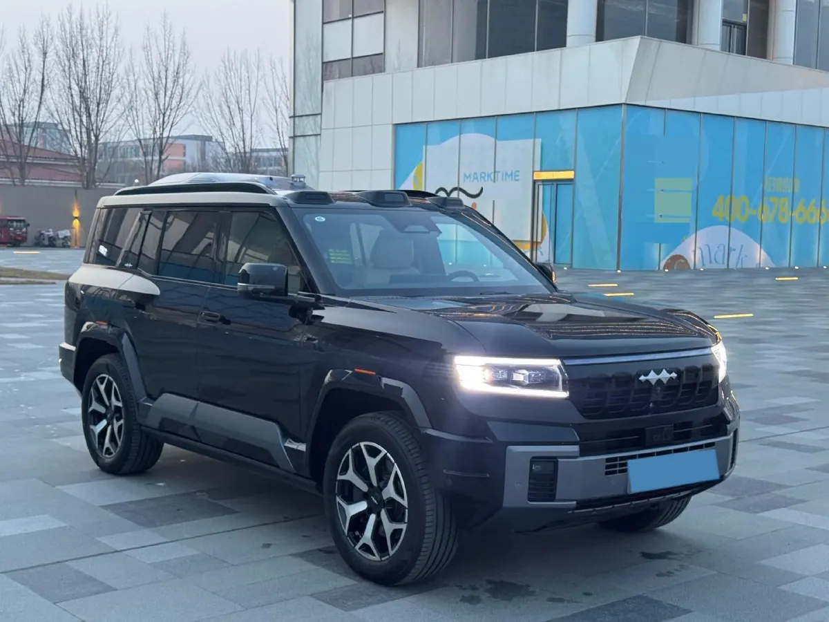 2025 FangChengBao Bao 8 2.0T 245HP L4 E-CVT PHEV 36.8KWH,autocango,china used car exporter,china ev exporter,chinese used car exporter,chinese used ev exporter