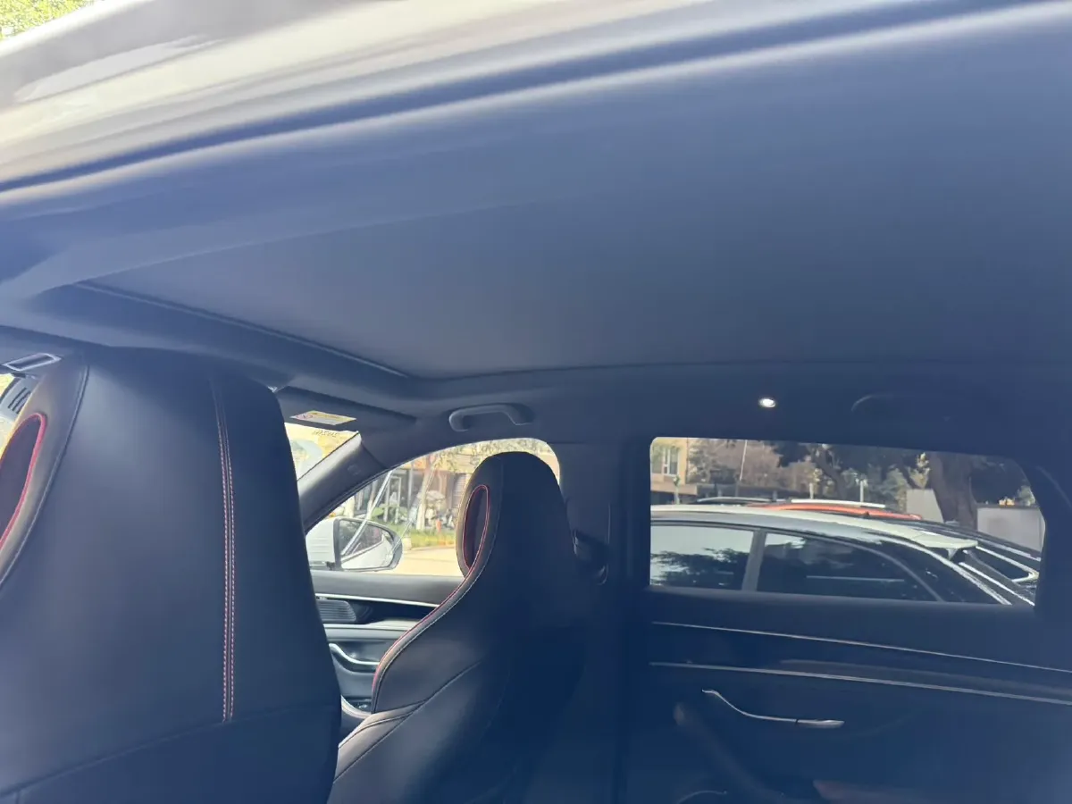 2022 Ford Mondeo 2.0T 238HP L4 8AT,autocango,china used car exporter,china ev exporter,chinese used car exporter,chinese used ev exporter