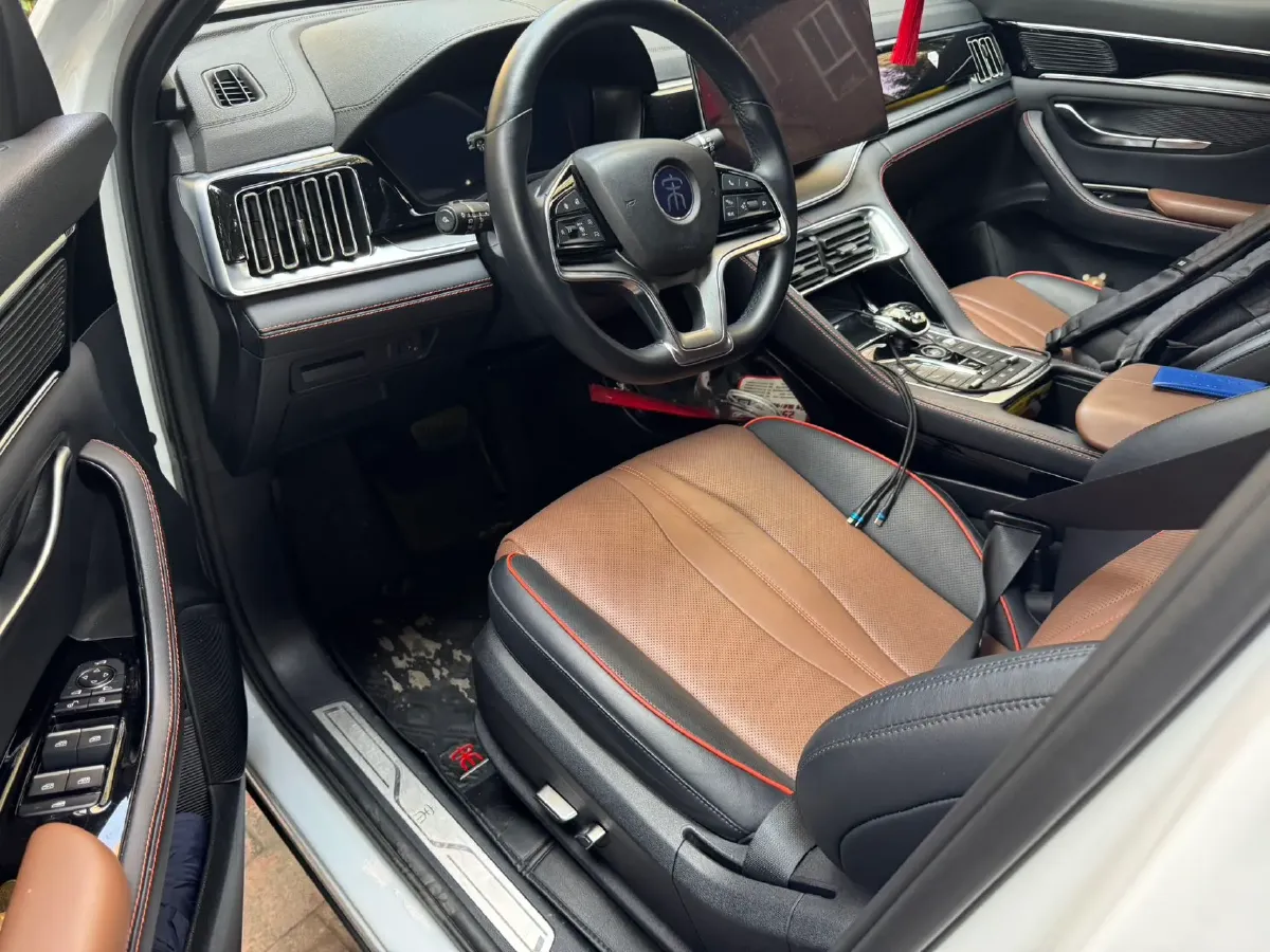 2022 Ford Mondeo 2.0T 238HP L4 8AT,autocango,china used car exporter,china ev exporter,chinese used car exporter,chinese used ev exporter