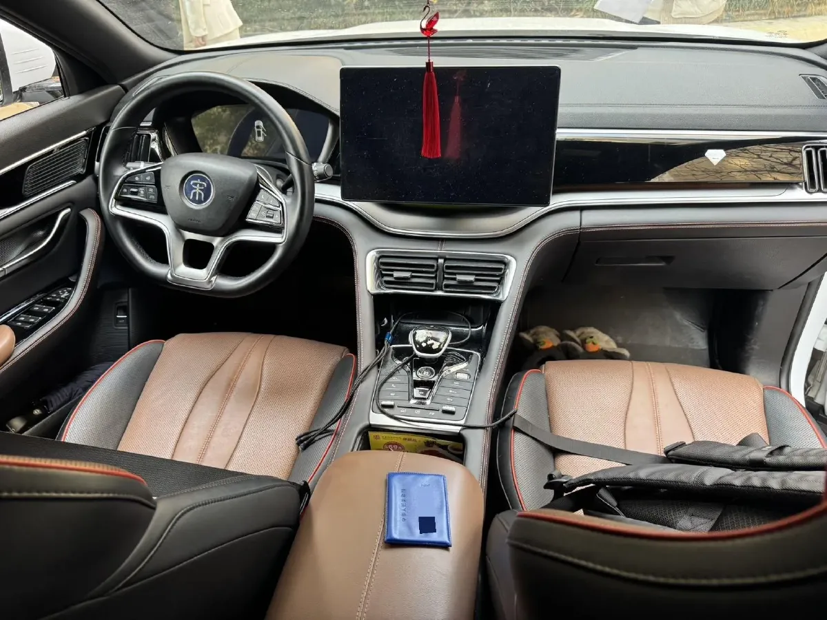 2022 Ford Mondeo 2.0T 238HP L4 8AT,autocango,china used car exporter,china ev exporter,chinese used car exporter,chinese used ev exporter