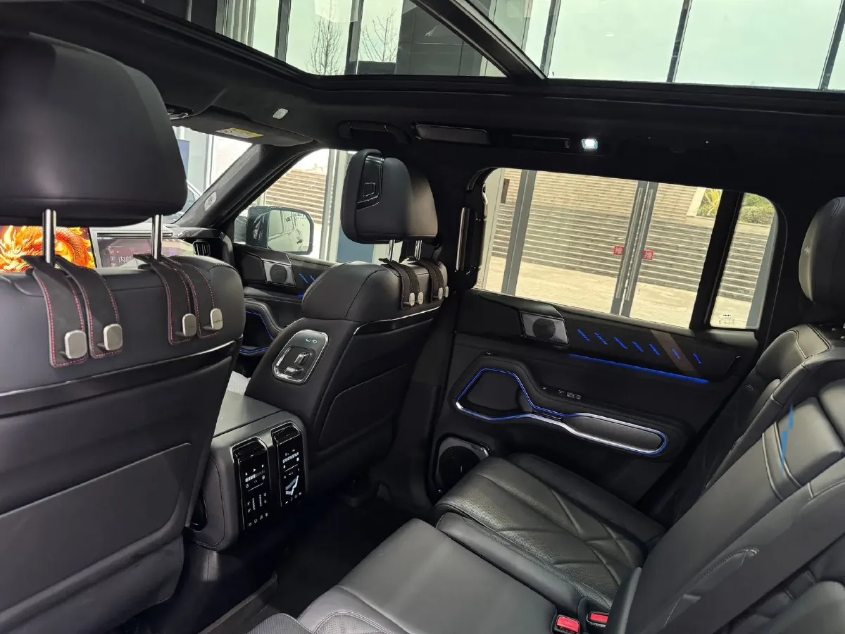 2025 FangChengBao Bao 8 2.0T 245HP L4 E-CVT PHEV 36.8KWH,autocango,china used car exporter,china ev exporter,chinese used car exporter,chinese used ev exporter