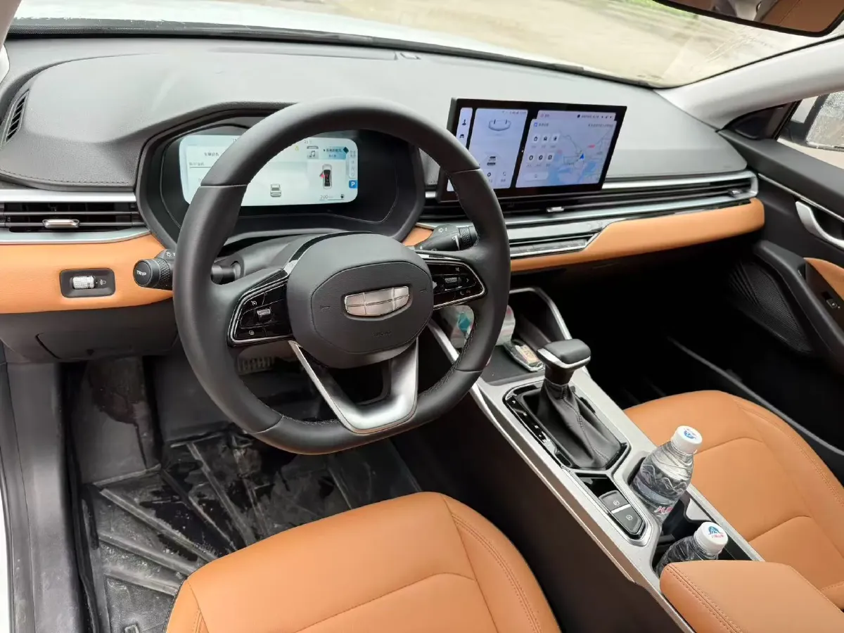 2025 Geely Emgrand 1.5L 127HP L4 CVT,autocango,china used car exporter,china ev exporter,chinese used car exporter,chinese used ev exporter