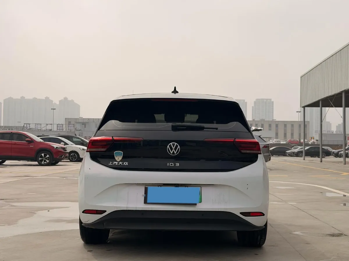 2023 Volkswagen ID.3 BEV 52.8KWH,autocango,china used car exporter,china ev exporter,chinese used car exporter,chinese used ev exporter