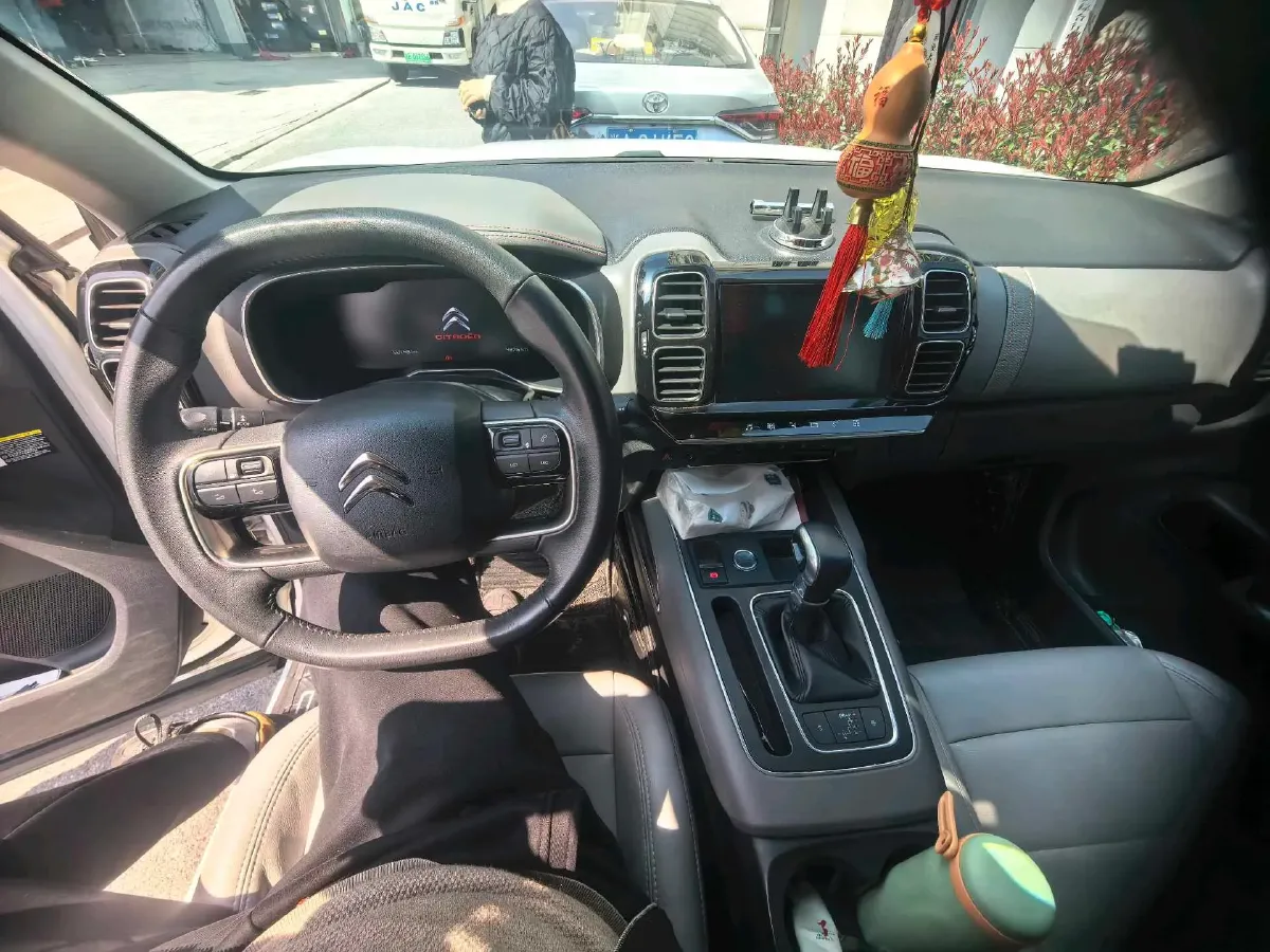 2019 Citroen C5 Aircross 1.6T 167HP L4 6AT,autocango,china used car exporter,china ev exporter,chinese used car exporter,chinese used ev exporter