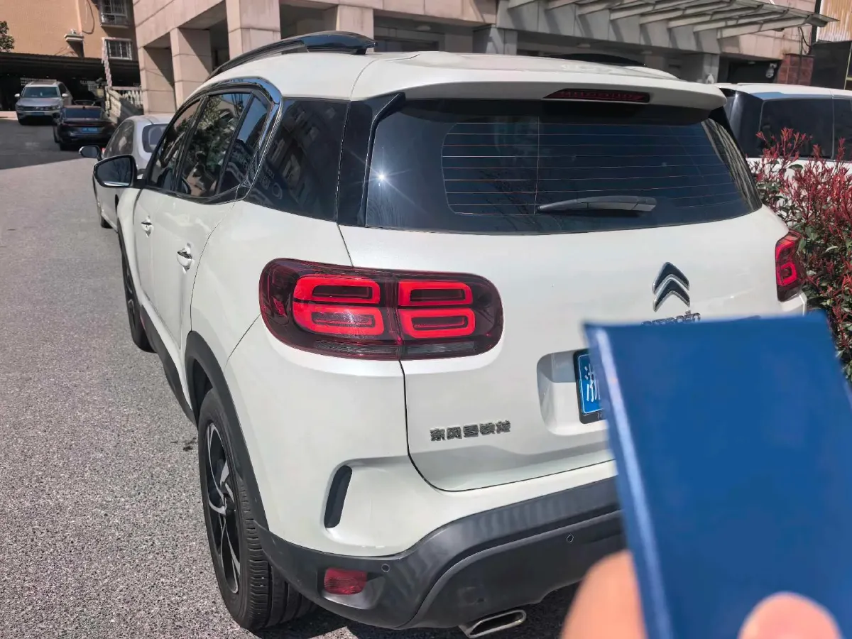 2019 Citroen C5 Aircross 1.6T 167HP L4 6AT,autocango,china used car exporter,china ev exporter,chinese used car exporter,chinese used ev exporter