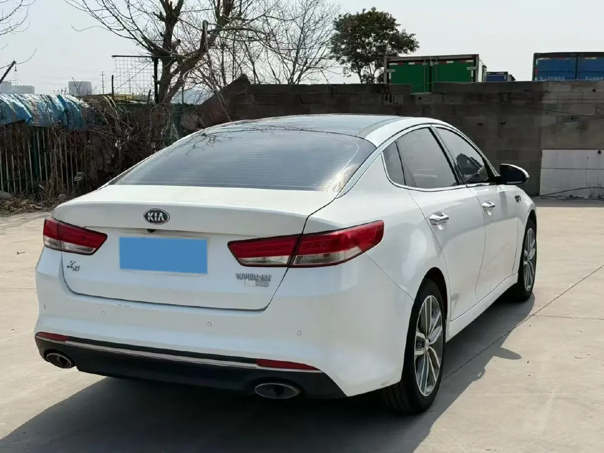 2016 Kia K5 2.0L 161HP L4 6AT,autocango,china used car exporter,china ev exporter,chinese used car exporter,chinese used ev exporter