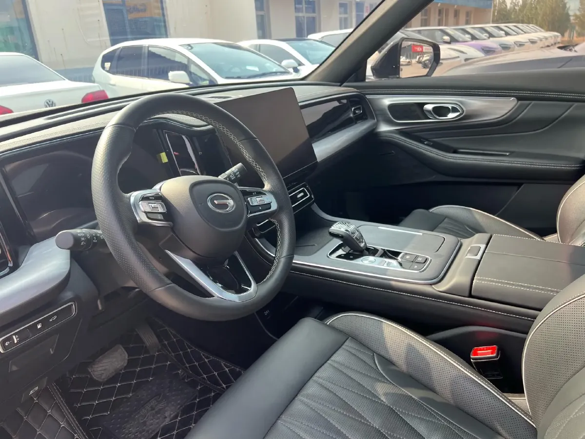 2022 GAC Trumpchi GS8 2.0T 252HP L4 8AT,autocango,china used car exporter,china ev exporter,chinese used car exporter,chinese used ev exporter