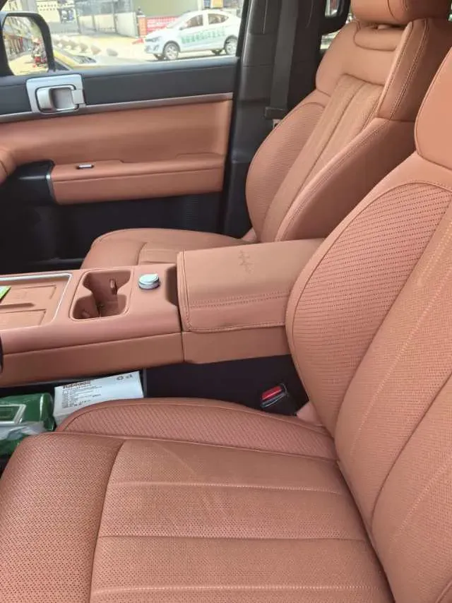 2025 FangChengBao Tai 7 1.5T 156HP L4 E-CVT PHEV,autocango,china used car exporter,china ev exporter,chinese used car exporter,chinese used ev exporter