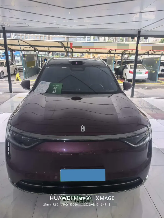 2025 AITO AITO M8 REEV 160HP REEV 53.4KWH,autocango,china used car exporter,china ev exporter,chinese used car exporter,chinese used ev exporter