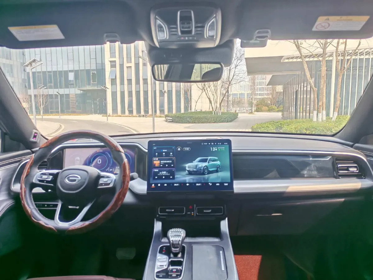 2022 GAC Trumpchi GS8 2.0T 252HP L4 8AT,autocango,china used car exporter,china ev exporter,chinese used car exporter,chinese used ev exporter