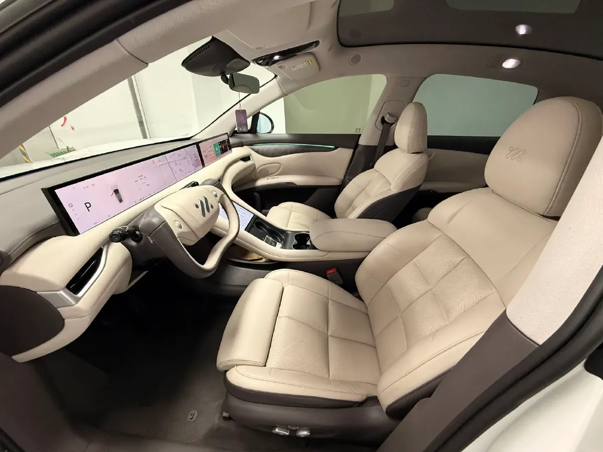 2023 IM LS6 BEV 71KWH,autocango,china used car exporter,china ev exporter,chinese used car exporter,chinese used ev exporter