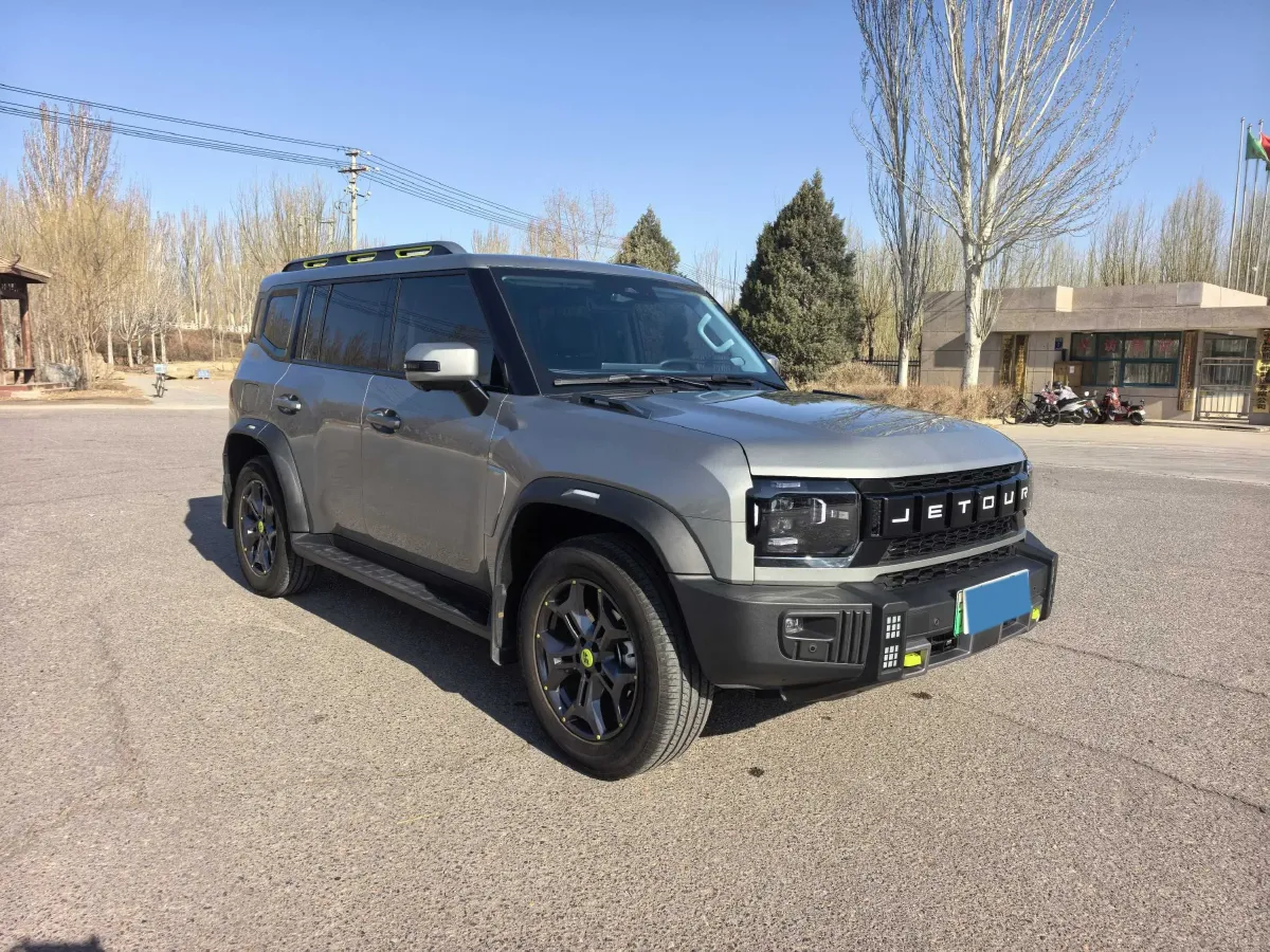 2024 Jetour ShanHai TravellerC-DM 1.5T 156HP L4 3DHT PHEV 26.7KWH,autocango,china used car exporter,china ev exporter,chinese used car exporter,chinese used ev exporter