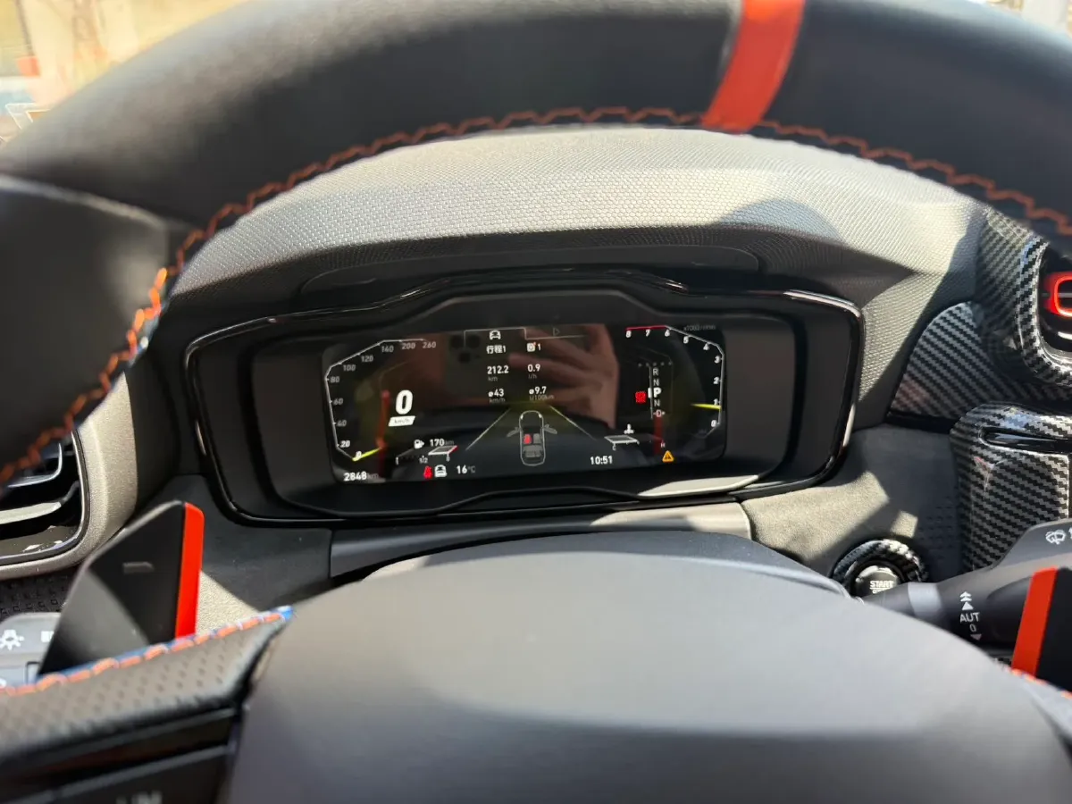 2021 LYNK&CO 02 Hatchback 2.0T 254HP L4 8AT,autocango,china used car exporter,china ev exporter,chinese used car exporter,chinese used ev exporter