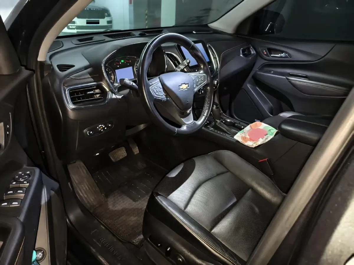 2018 Chevrolet Equinox 2.0T 260HP L4 9AT,autocango,china used car exporter,china ev exporter,chinese used car exporter,chinese used ev exporter