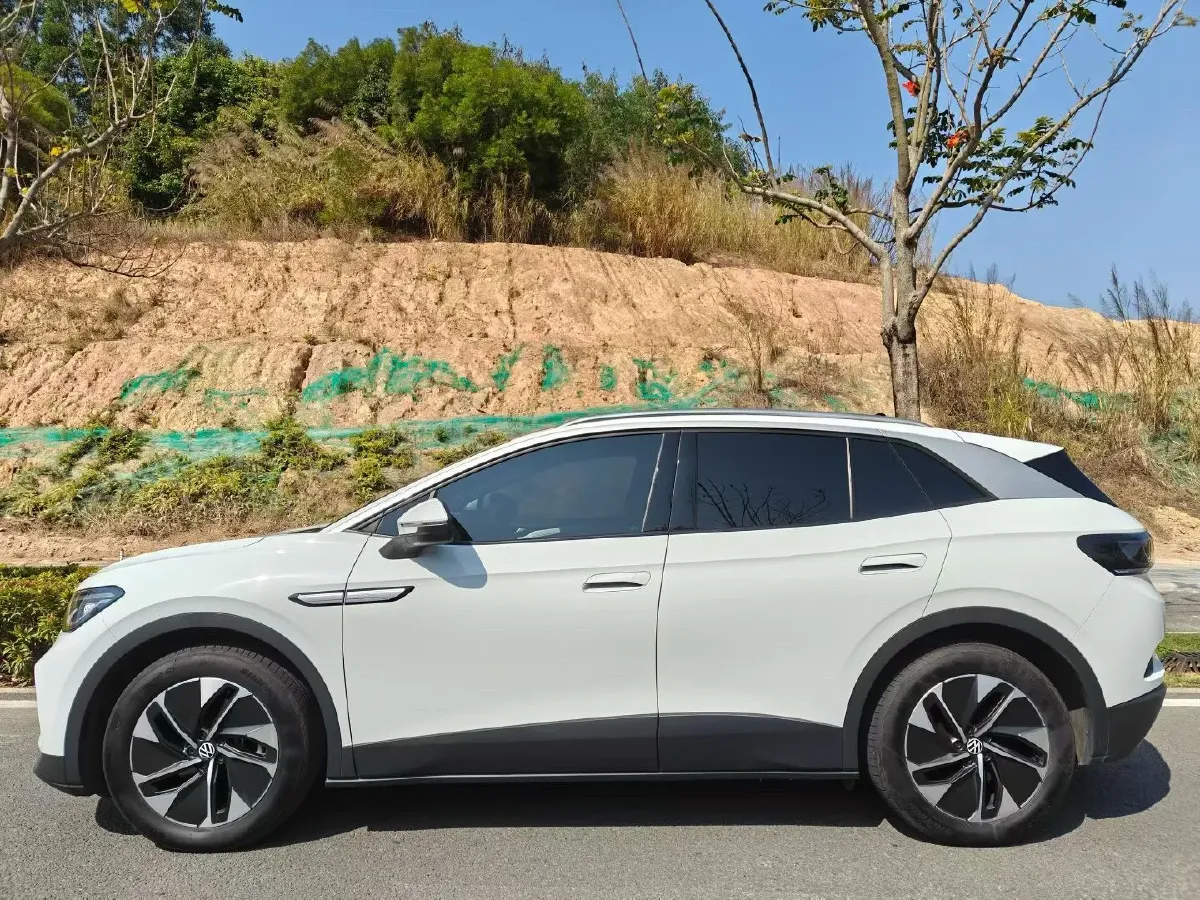 2024 Volkswagen ID.4 Crozz BEV 55.7KWH,autocango,china used car exporter,china ev exporter,chinese used car exporter,chinese used ev exporter