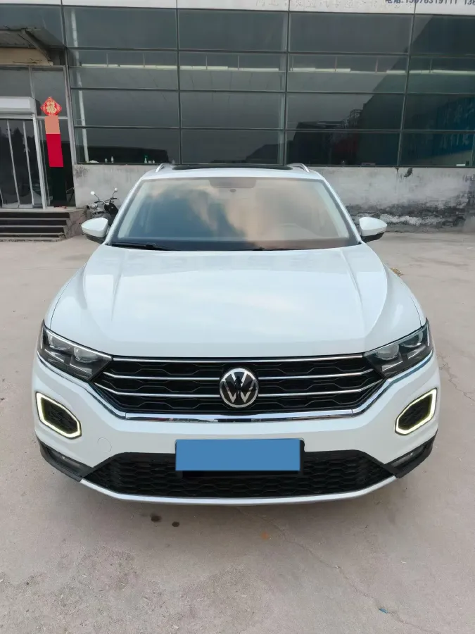 2021 Volkswagen T-Roc 1.4T 150HP L4 7DCT,autocango,china used car exporter,china ev exporter,chinese used car exporter,chinese used ev exporter