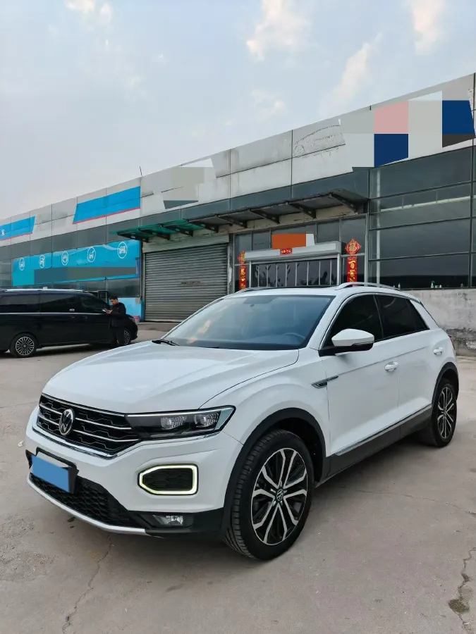 2021 Volkswagen T-Roc 1.4T 150HP L4 7DCT,autocango,china used car exporter,china ev exporter,chinese used car exporter,chinese used ev exporter