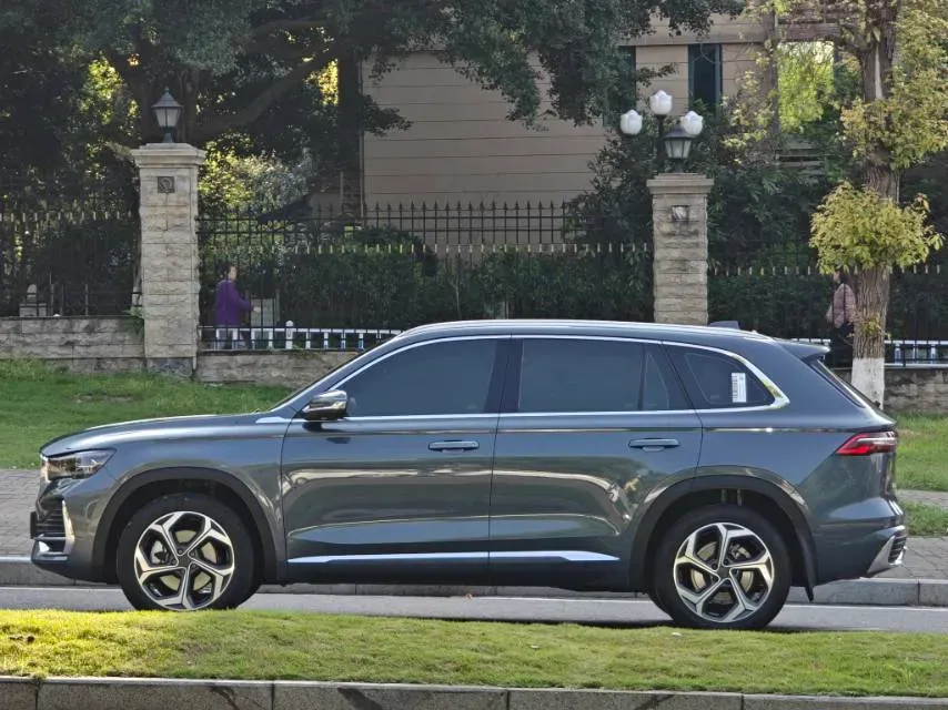 2021 Geely Monjaro 2.0T 218HP L4 7DCT,autocango,china used car exporter,china ev exporter,chinese used car exporter,chinese used ev exporter