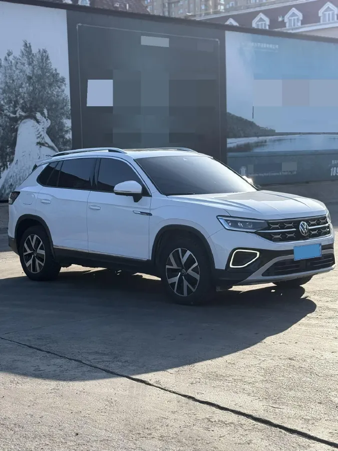 2022 Volkswagen T-Roc 1.4T 150HP L4 7DCT,autocango,china used car exporter,china ev exporter,chinese used car exporter,chinese used ev exporter