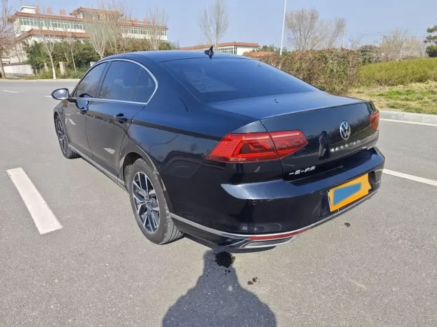 2020 Volkswagen Magotan 2.0T 186HP L4 7DCT,autocango,china used car exporter,china ev exporter,chinese used car exporter,chinese used ev exporter