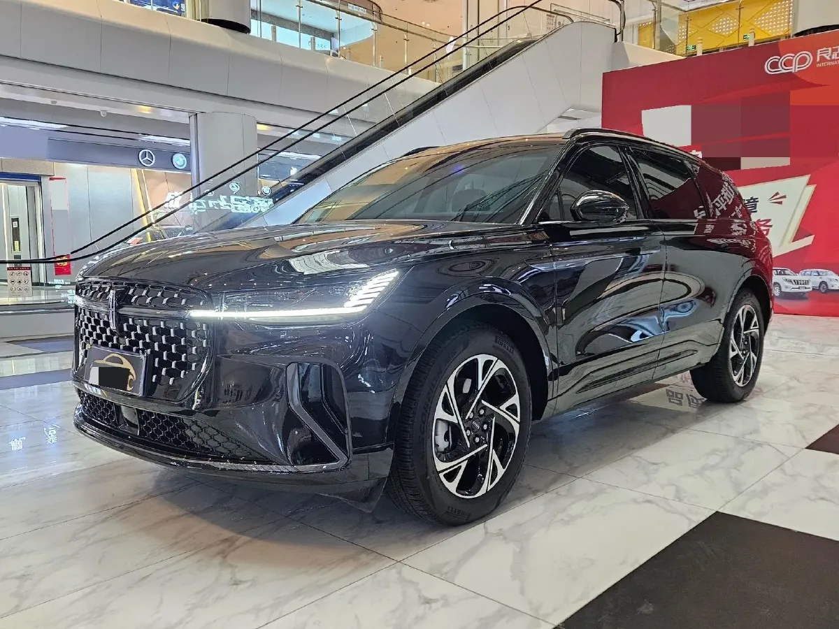 2025 Lincoln Nautilus 2.0T 261HP L4 8AT,autocango,china used car exporter,china ev exporter,chinese used car exporter,chinese used ev exporter