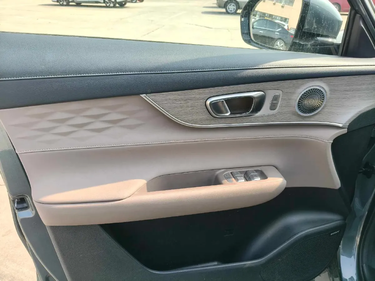 2025 Fulwin FulwinT8 1.5T 156HP L4 1DHT PHEV 18.67KWH,autocango,china used car exporter,china ev exporter,chinese used car exporter,chinese used ev exporter