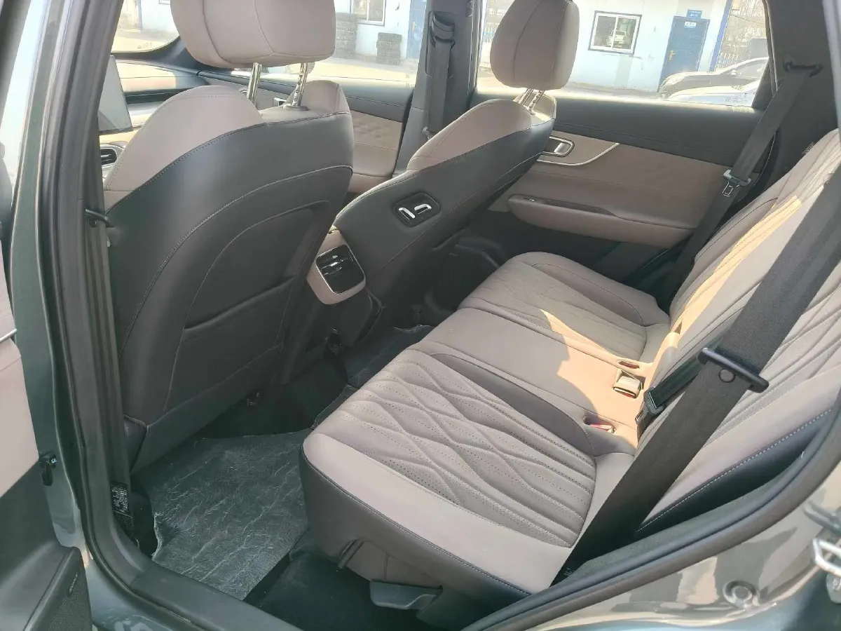 2025 Fulwin FulwinT8 1.5T 156HP L4 1DHT PHEV 18.67KWH,autocango,china used car exporter,china ev exporter,chinese used car exporter,chinese used ev exporter