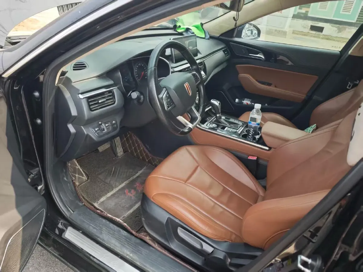 2019 HongQi H5 1.8T 180HP L4 6AT,autocango,china used car exporter,china ev exporter,chinese used car exporter,chinese used ev exporter