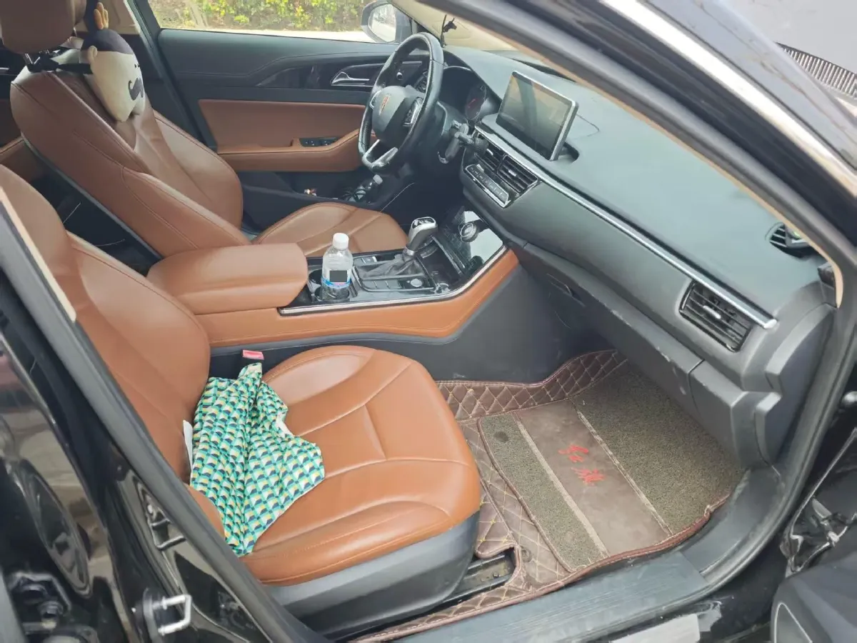 2019 HongQi H5 1.8T 180HP L4 6AT,autocango,china used car exporter,china ev exporter,chinese used car exporter,chinese used ev exporter