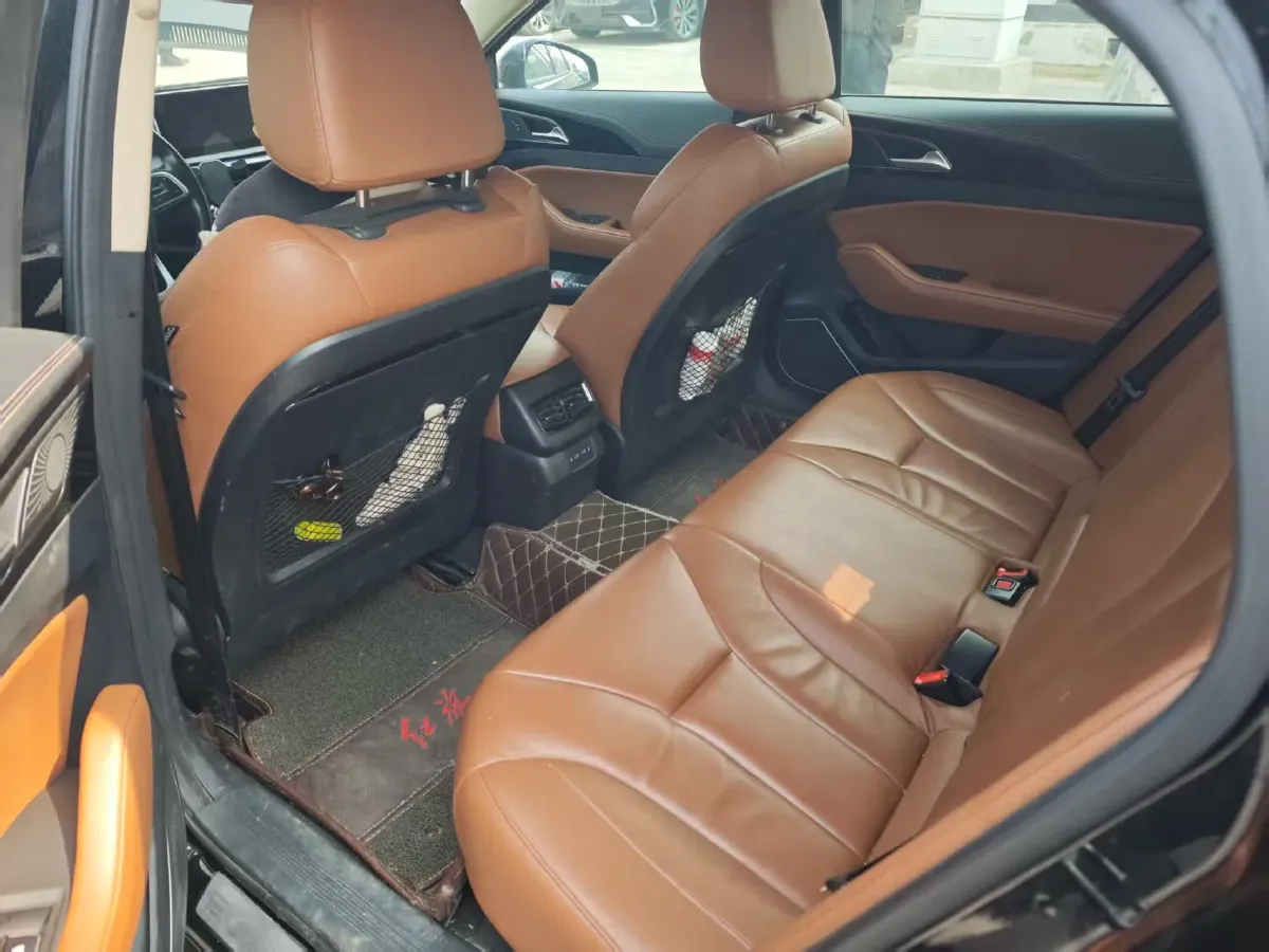 2019 HongQi H5 1.8T 180HP L4 6AT,autocango,china used car exporter,china ev exporter,chinese used car exporter,chinese used ev exporter