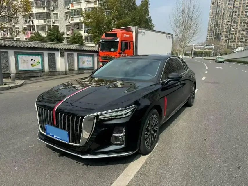 2024 HongQi H5 2.0T 224HP L4 8AT,autocango,china used car exporter,china ev exporter,chinese used car exporter,chinese used ev exporter