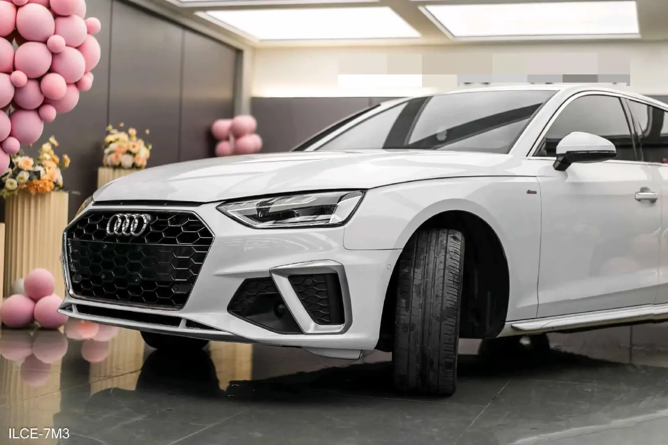 2020 Audi A4L 2.0T 150HP L4 7DCT,autocango,china used car exporter,china ev exporter,chinese used car exporter,chinese used ev exporter
